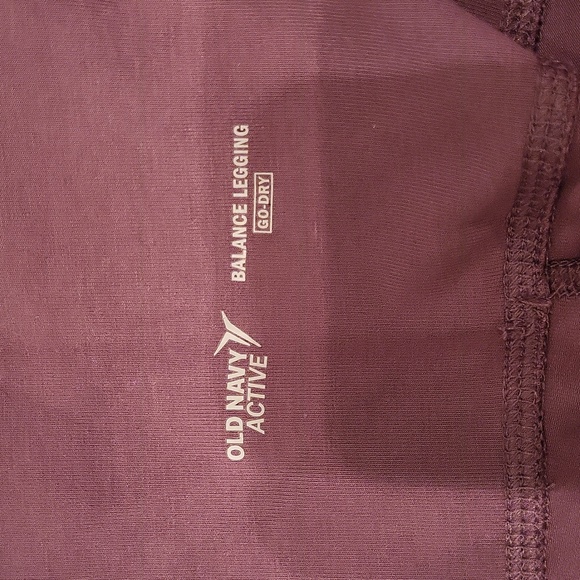 Old Navy Purple Workout Leggings - Picture 4 of 4